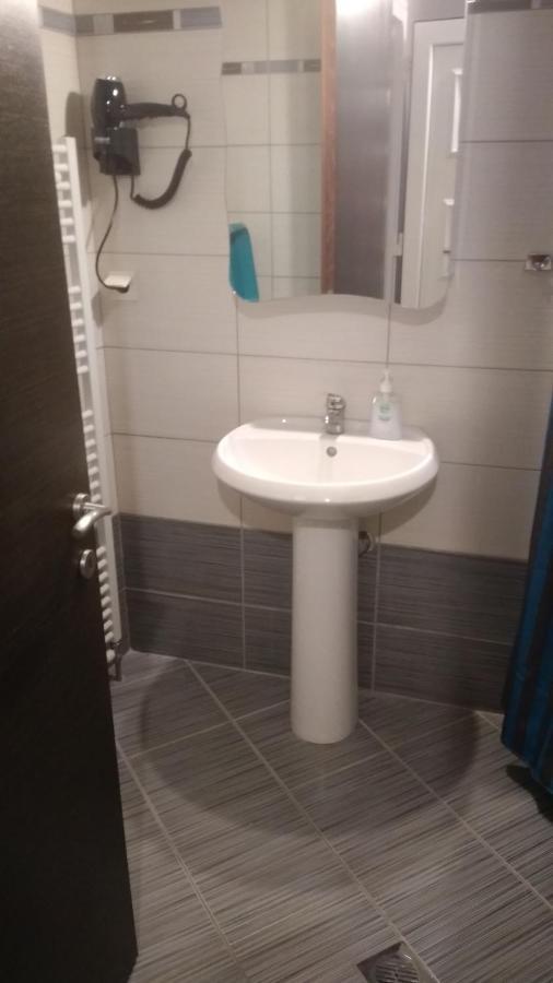Iris Deluxe Suites 2 Kavala Bagian luar foto