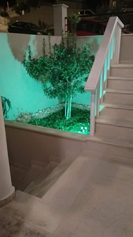 Iris Deluxe Suites 2 Kavala Bagian luar foto